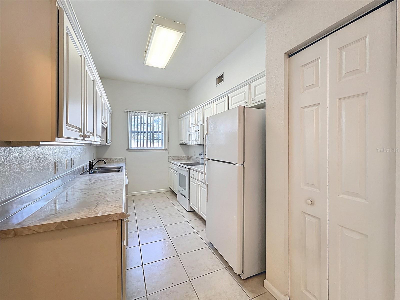 Image 10 of 32 For 202 Madalyn Court