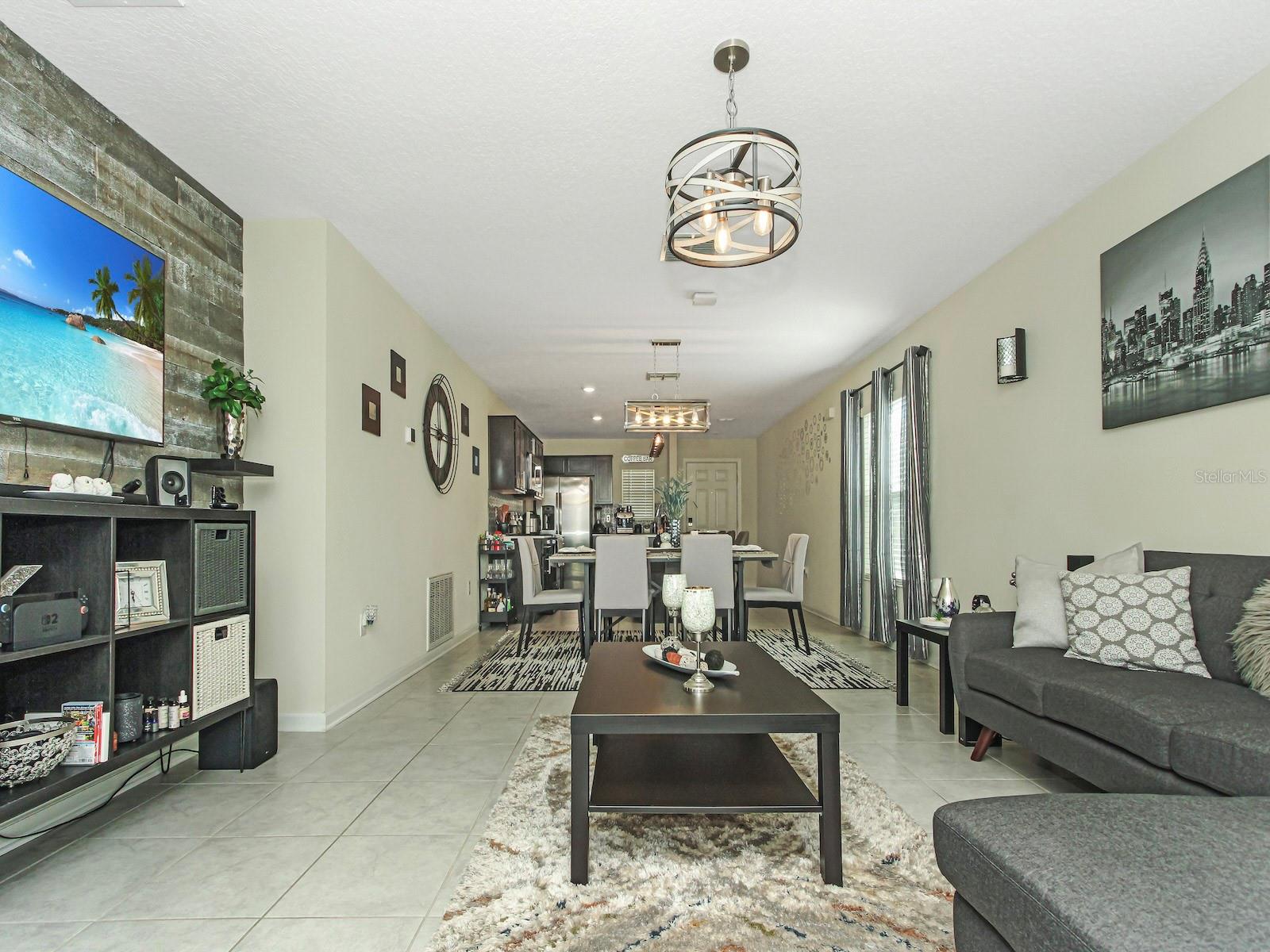 Image 15 of 39 For 4347 Sunny Creek Place