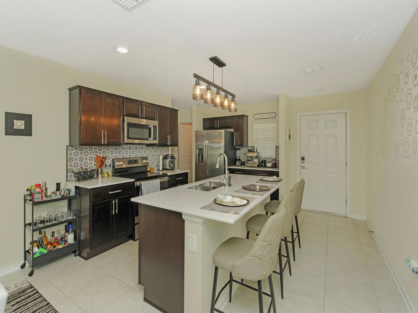 Image 6 of 39 For 4347 Sunny Creek Place