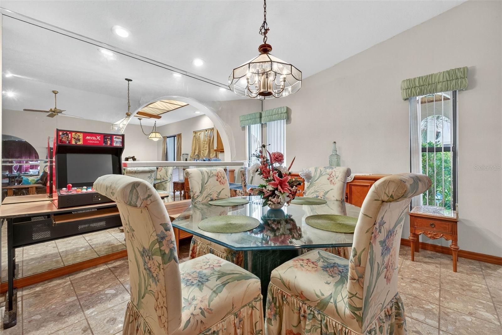 Image 14 of 65 For 2613 Sunburst Court