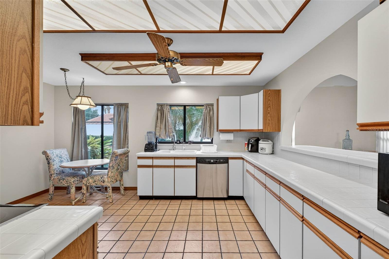 Image 15 of 65 For 2613 Sunburst Court