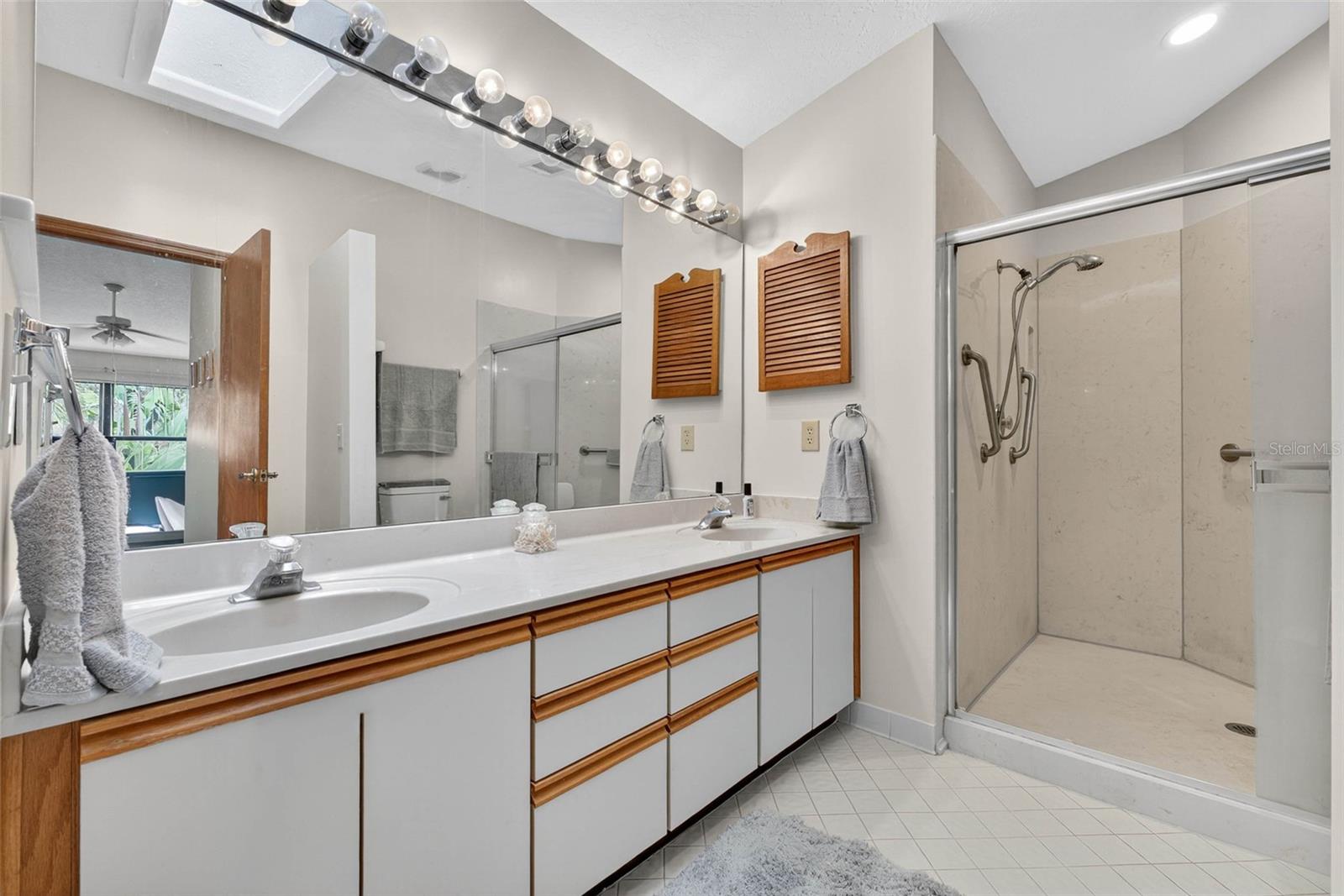 Image 29 of 65 For 2613 Sunburst Court