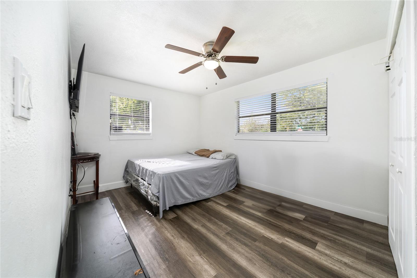 Image 14 of 29 For 635 Yucatan Drive