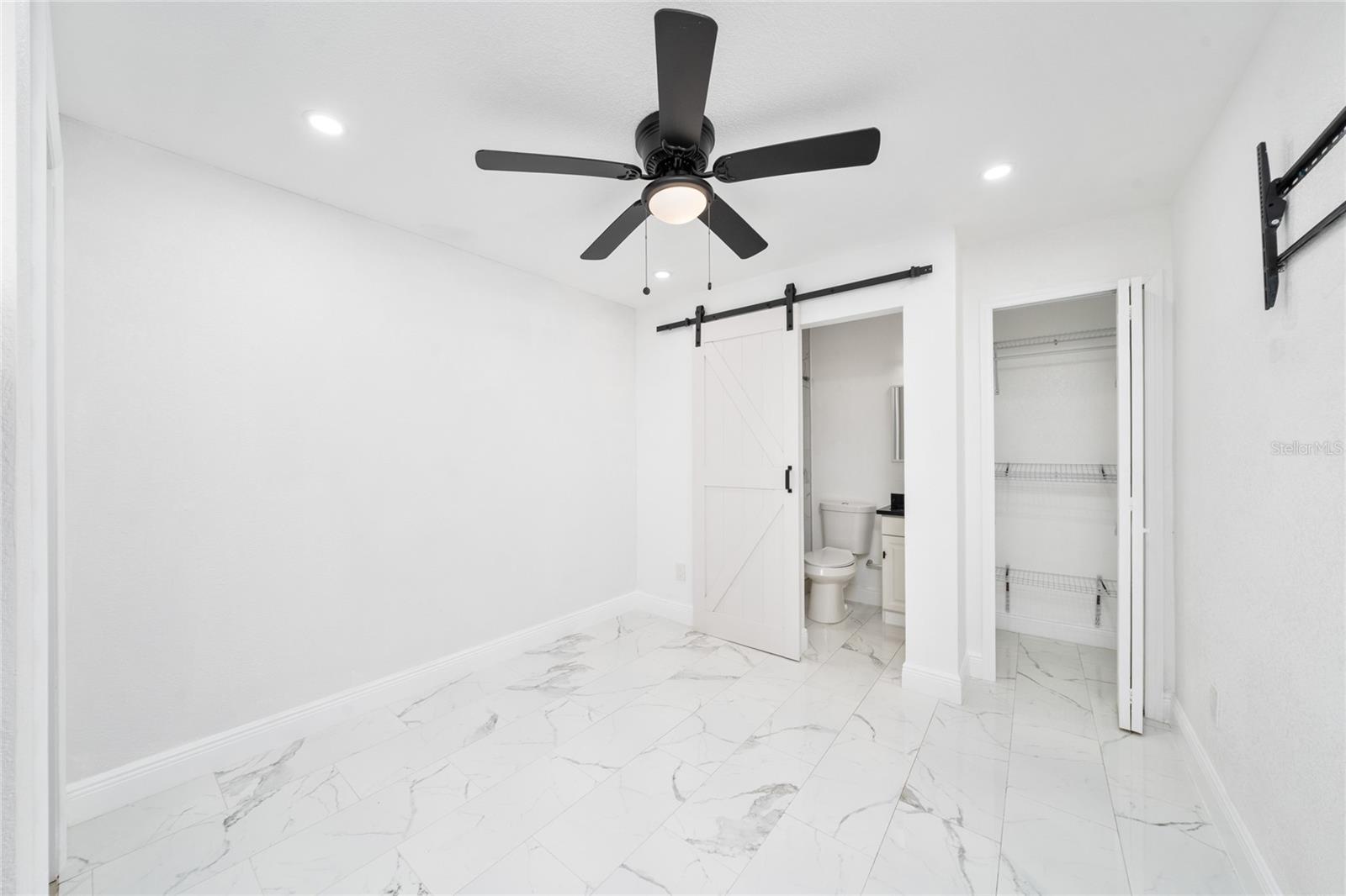 Image 28 of 29 For 635 Yucatan Drive