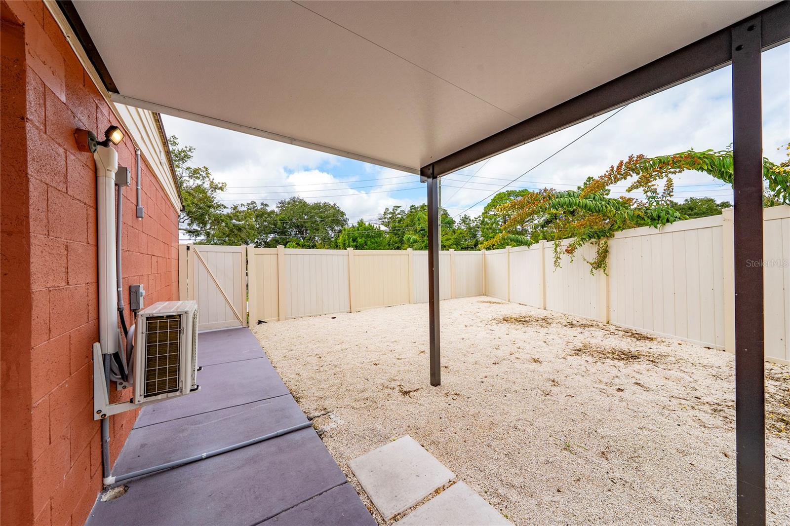 Image 29 of 29 For 635 Yucatan Drive