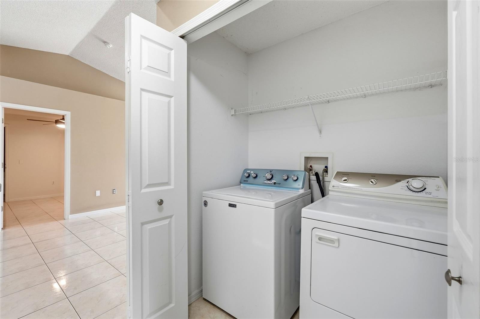 Image 30 of 44 For 904 San Carlos Way