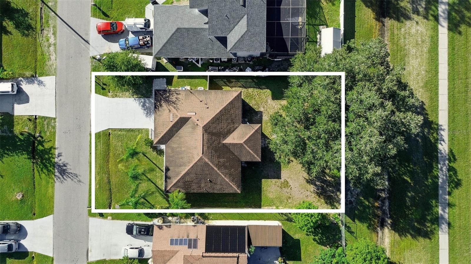 Image 38 of 44 For 904 San Carlos Way