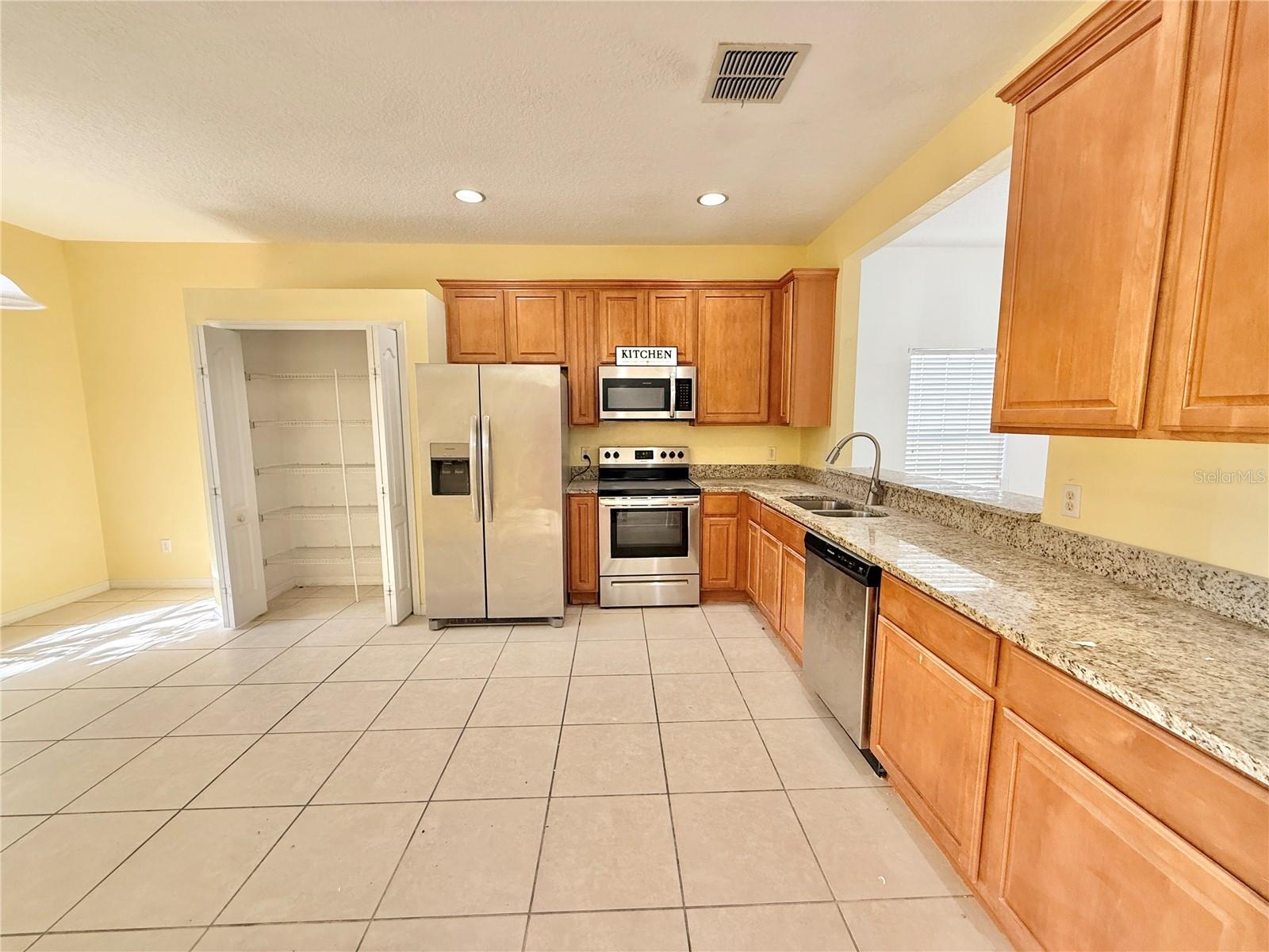 Image 3 of 30 For 4307 Creeks Run Boulevard