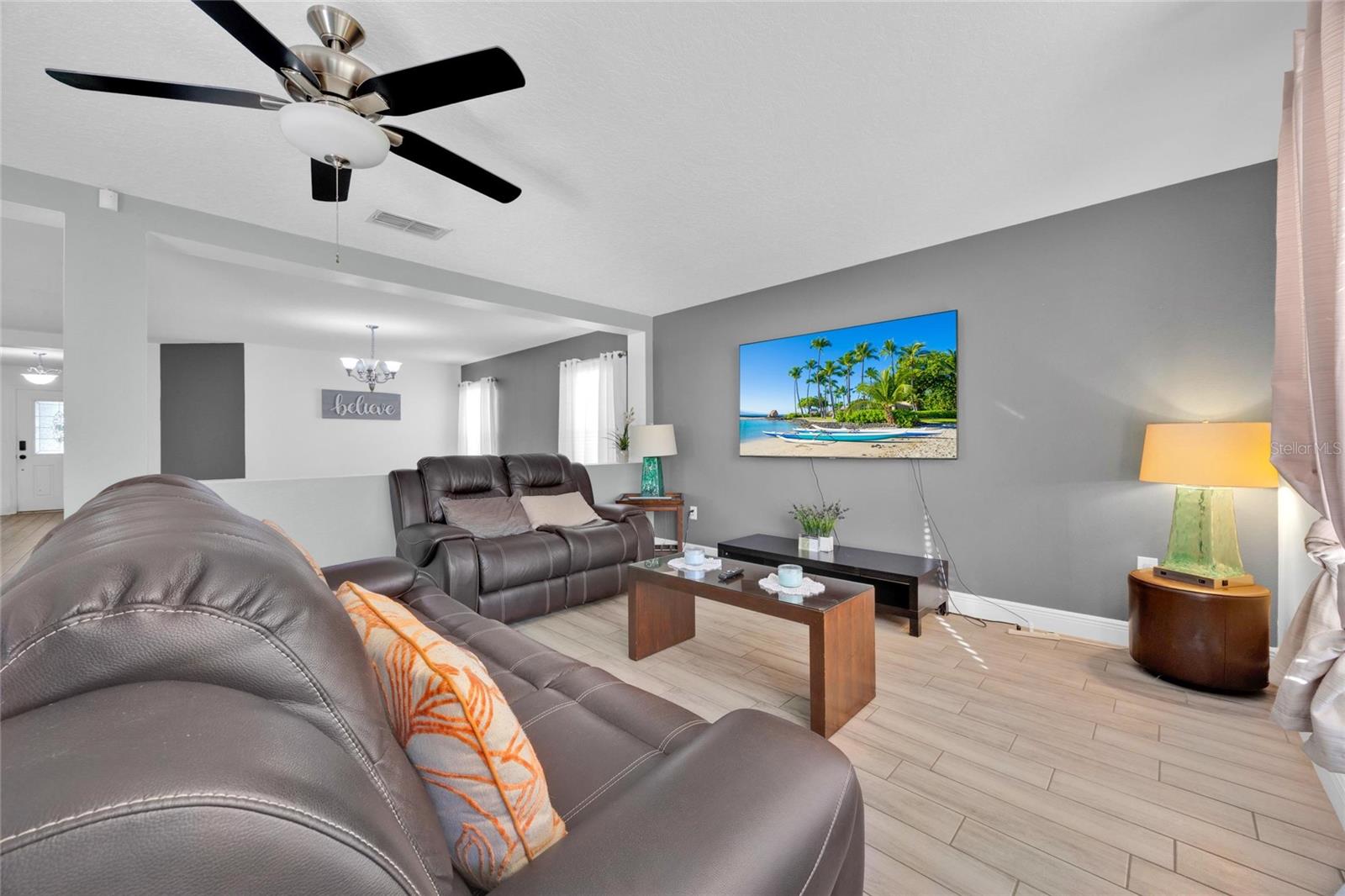 Image 14 of 26 For 4647 Caverns Drive