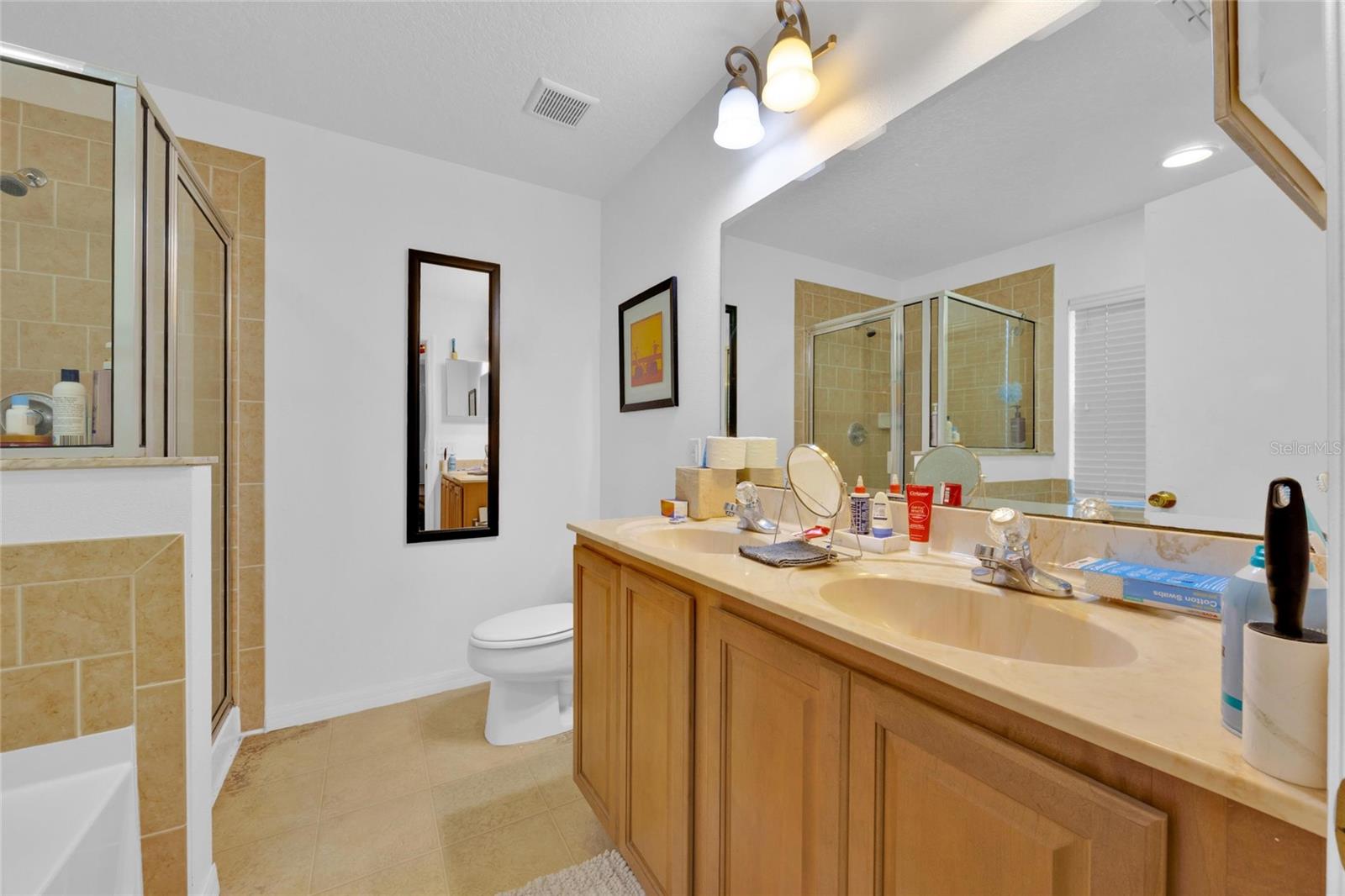 Image 18 of 26 For 4647 Caverns Drive