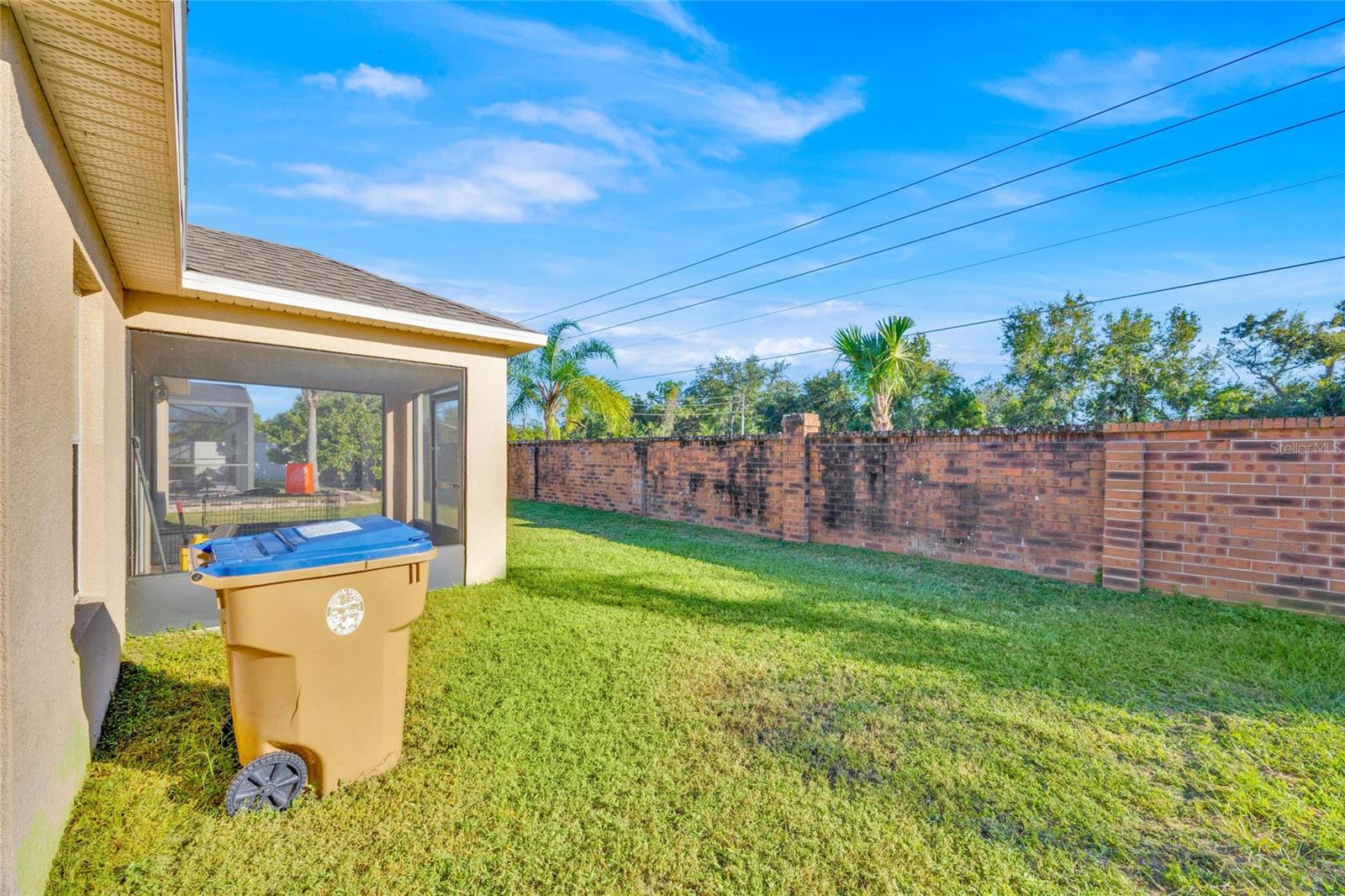 Image 23 of 26 For 4647 Caverns Drive