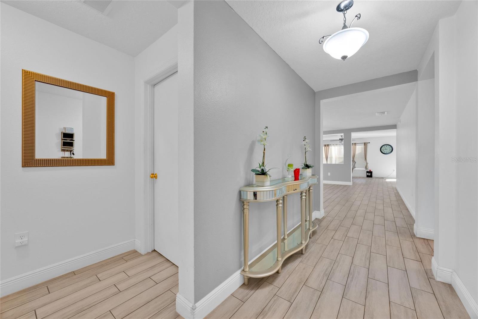 Image 6 of 26 For 4647 Caverns Drive