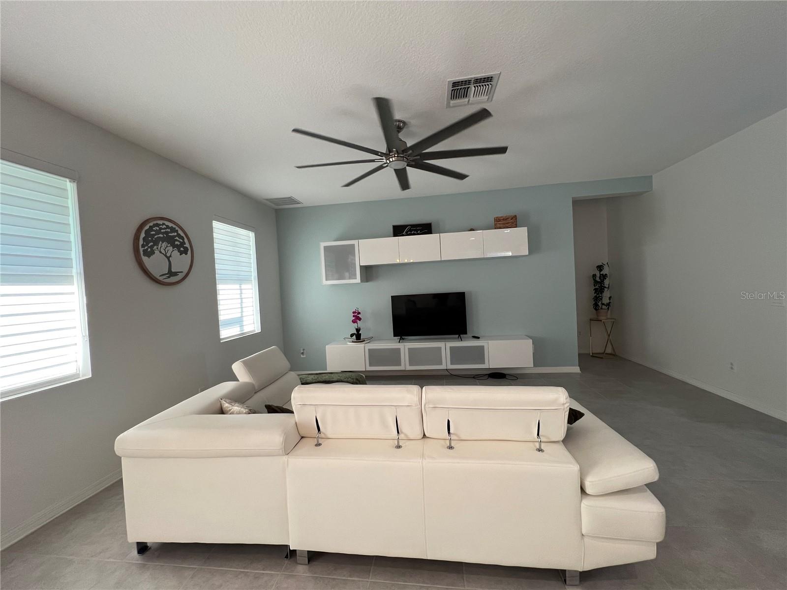 Image 18 of 68 For 3517 Vega Creek Drive