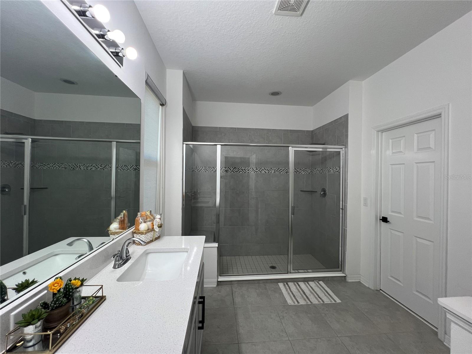 Image 41 of 68 For 3517 Vega Creek Drive