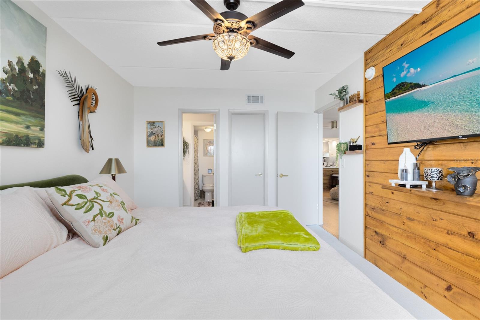 Image 16 of 40 For 3901 Dixie Highway Ne 409