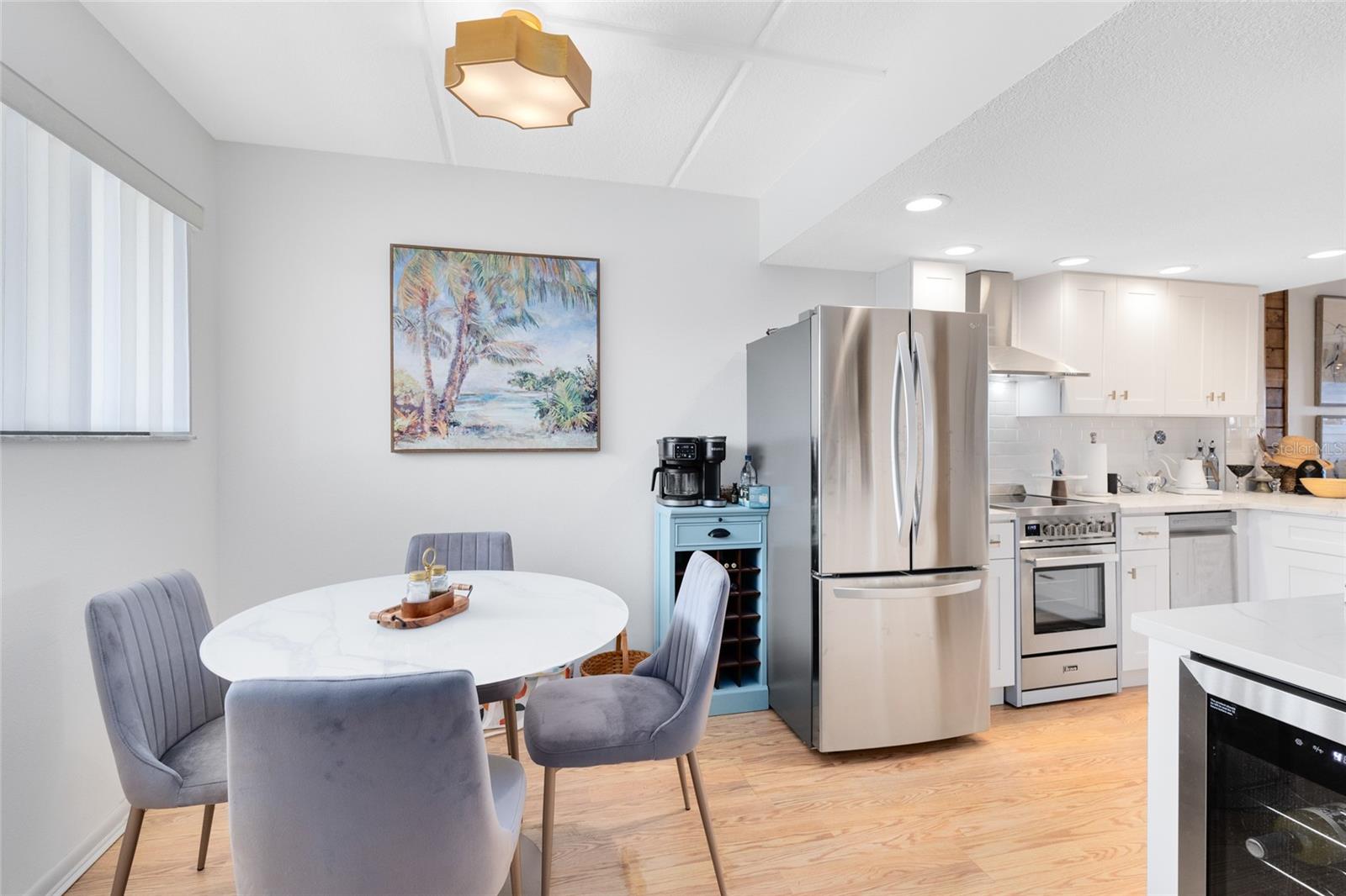 Image 4 of 40 For 3901 Dixie Highway Ne 409