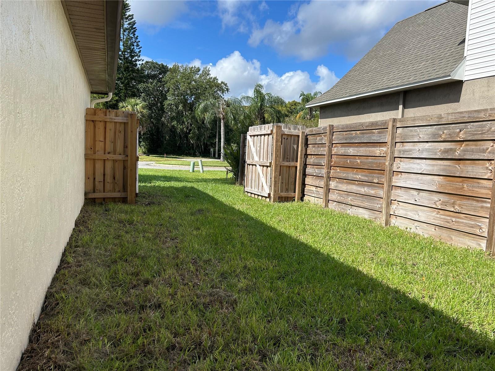 Image 28 of 33 For 7 Paquin Drive