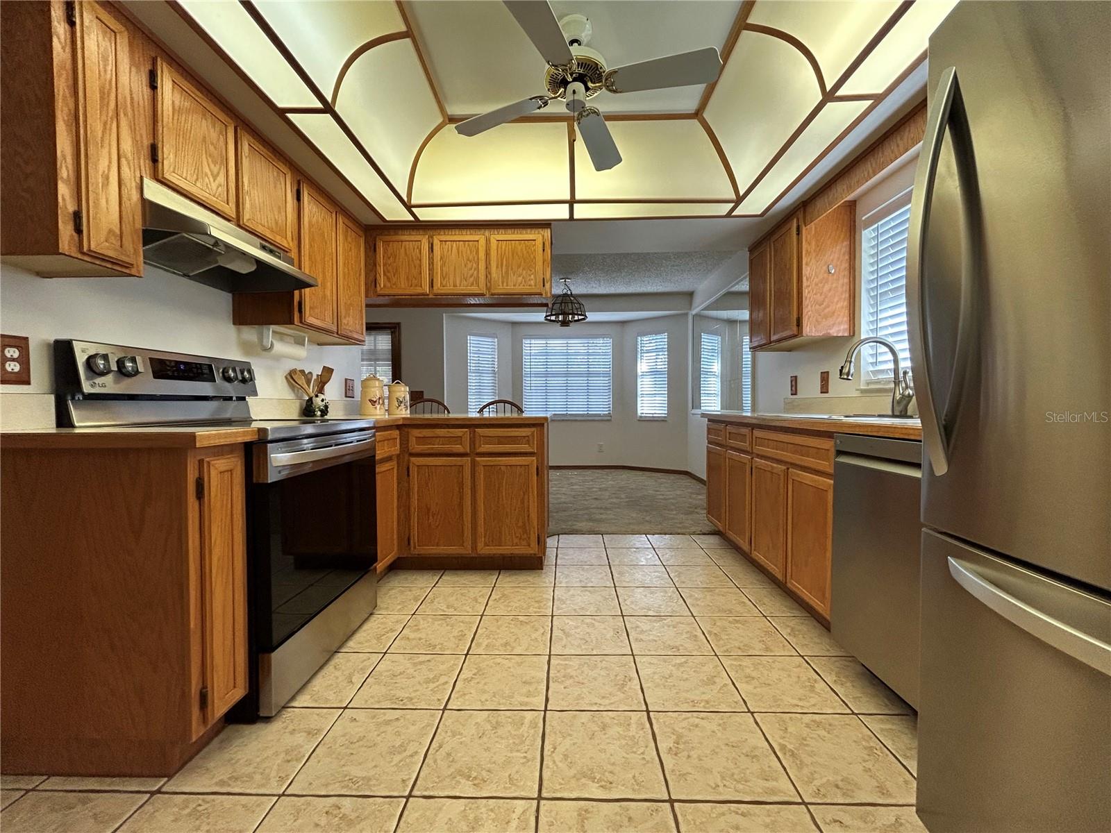 Image 8 of 33 For 7 Paquin Drive