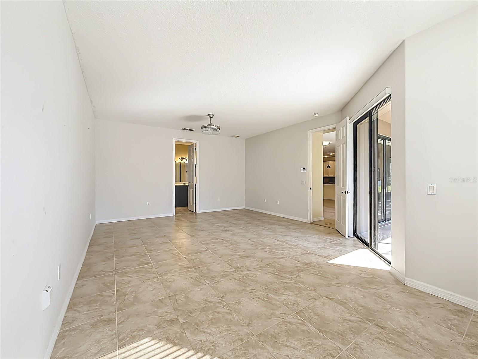 Image 22 of 39 For 3984 Blossom Dew Drive