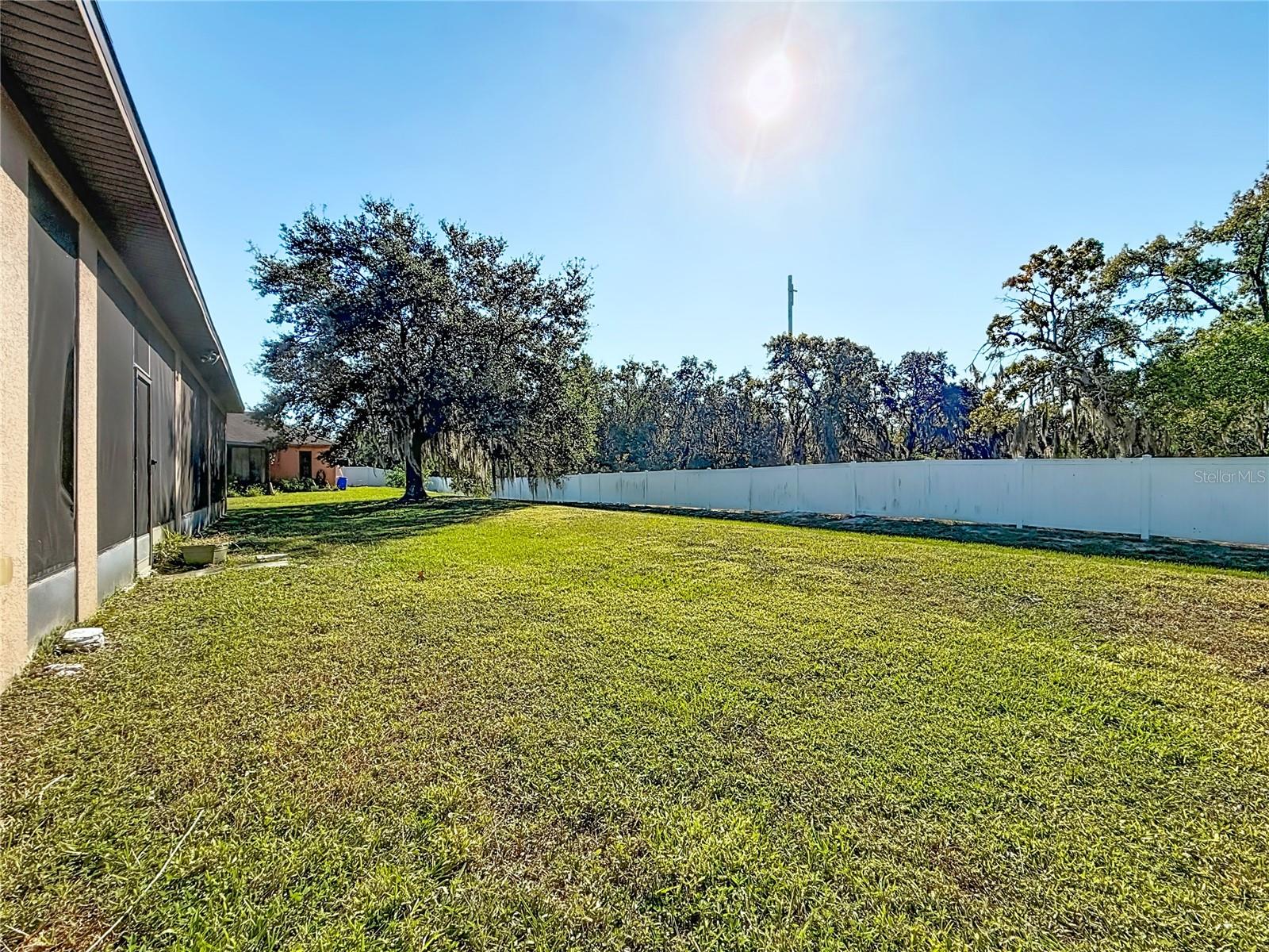 Image 35 of 39 For 3984 Blossom Dew Drive