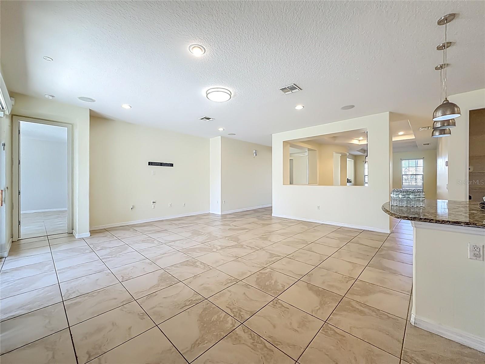 Image 8 of 39 For 3984 Blossom Dew Drive