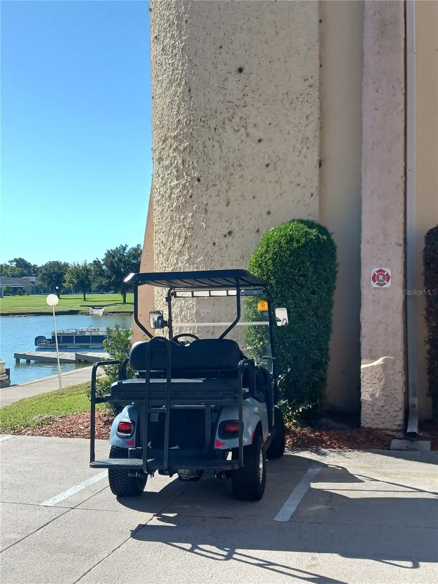 Image 38 of 51 For 417 Club Circle