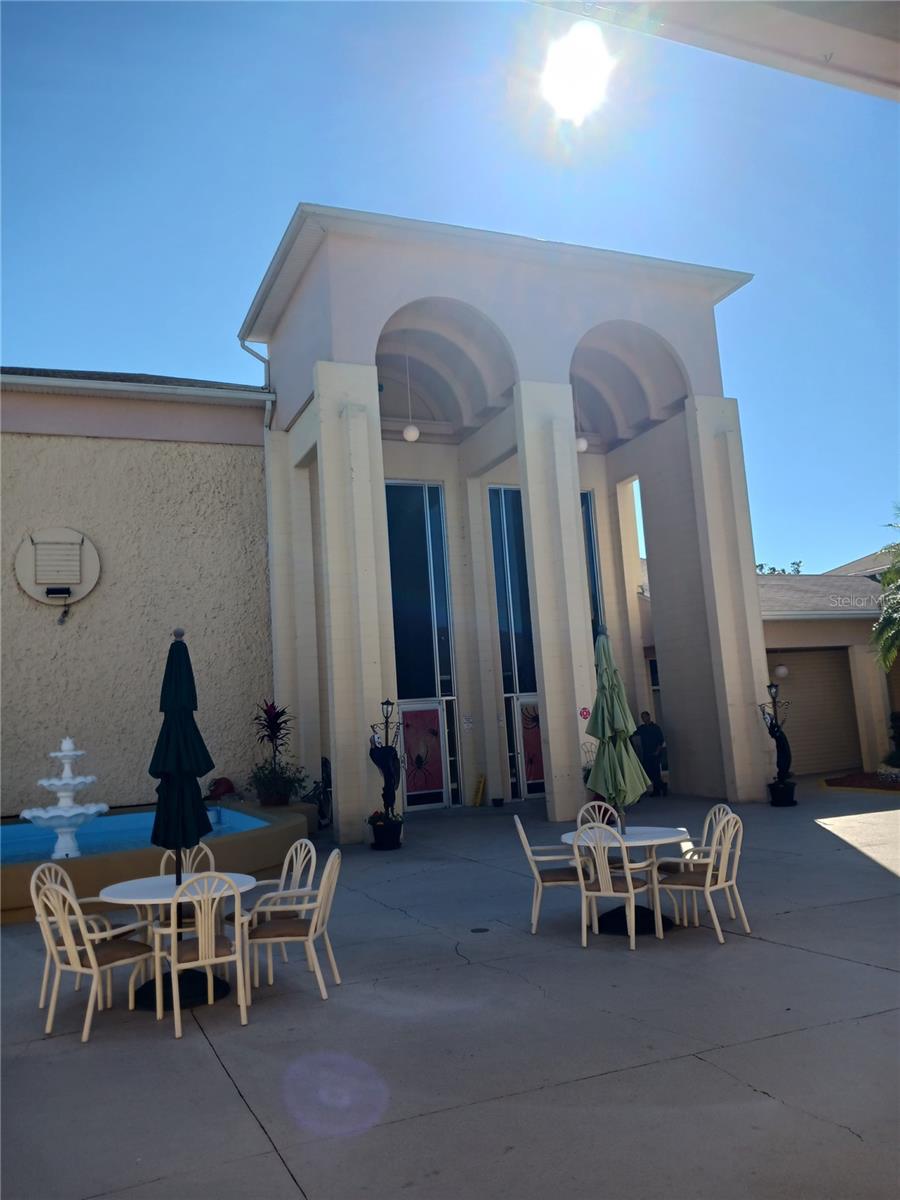 Image 41 of 51 For 417 Club Circle