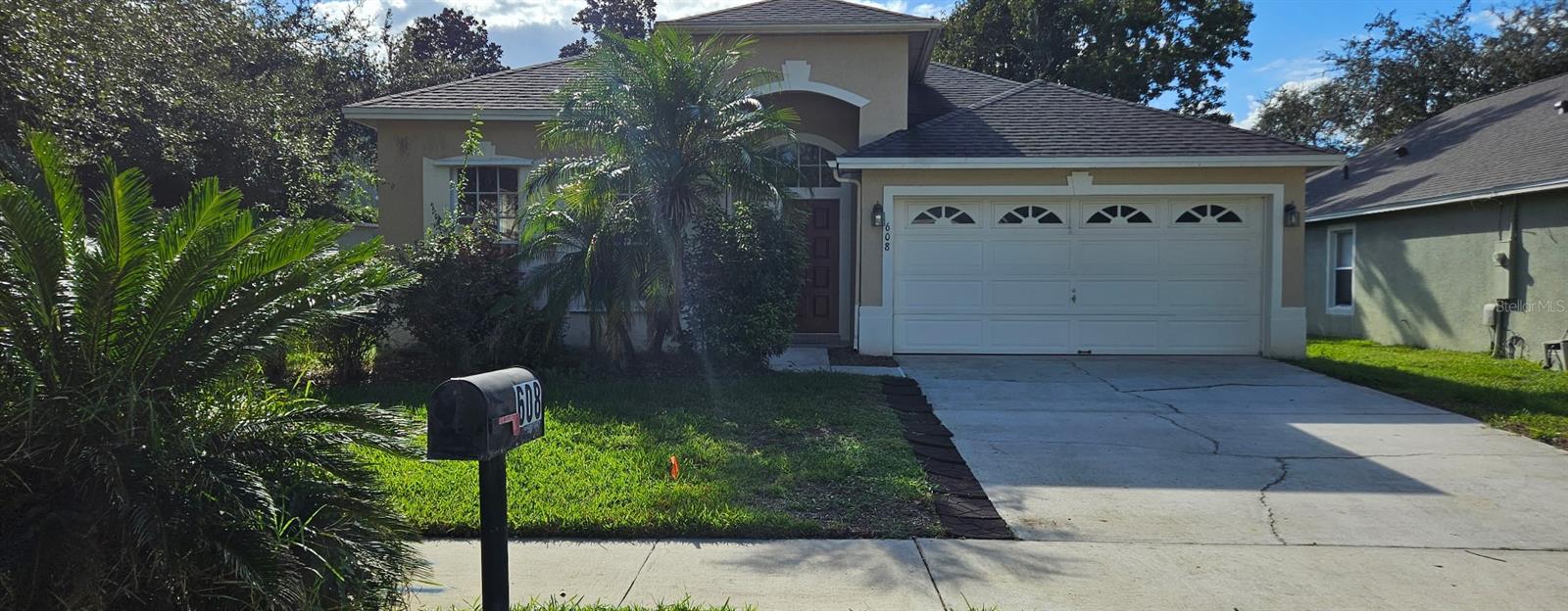 Details for 608 Hampshire Lane, OVIEDO, FL 32765