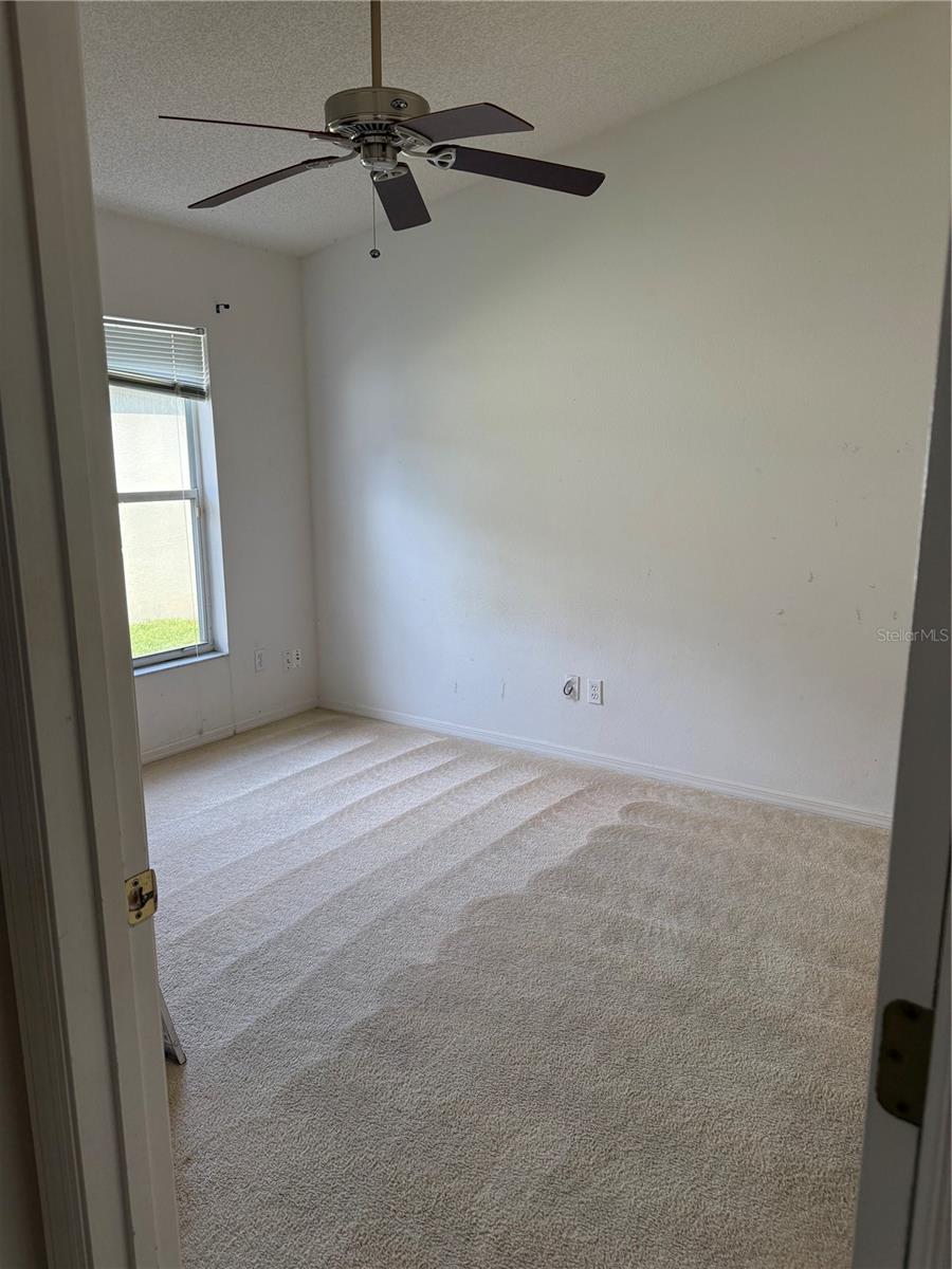 Image 11 of 13 For 608 Hampshire Lane