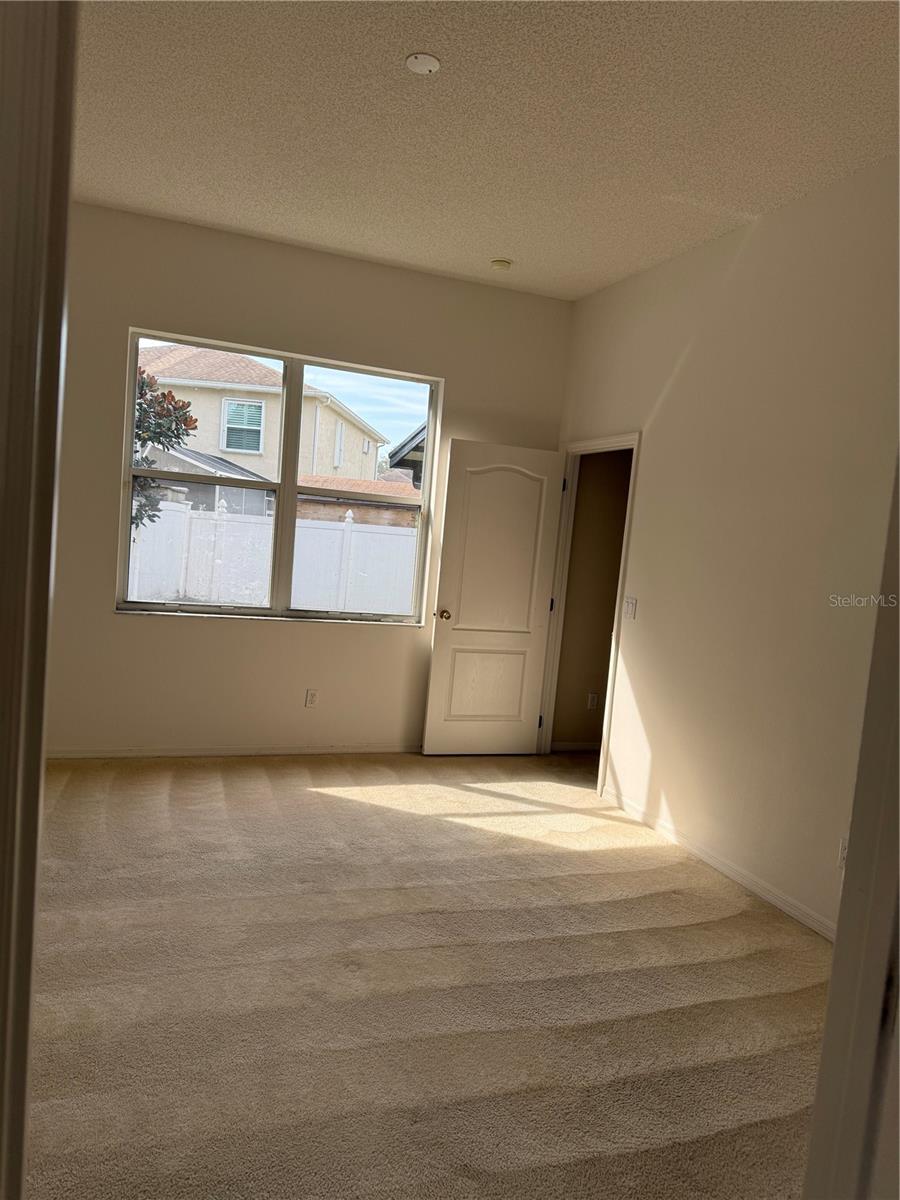 Image 12 of 13 For 608 Hampshire Lane