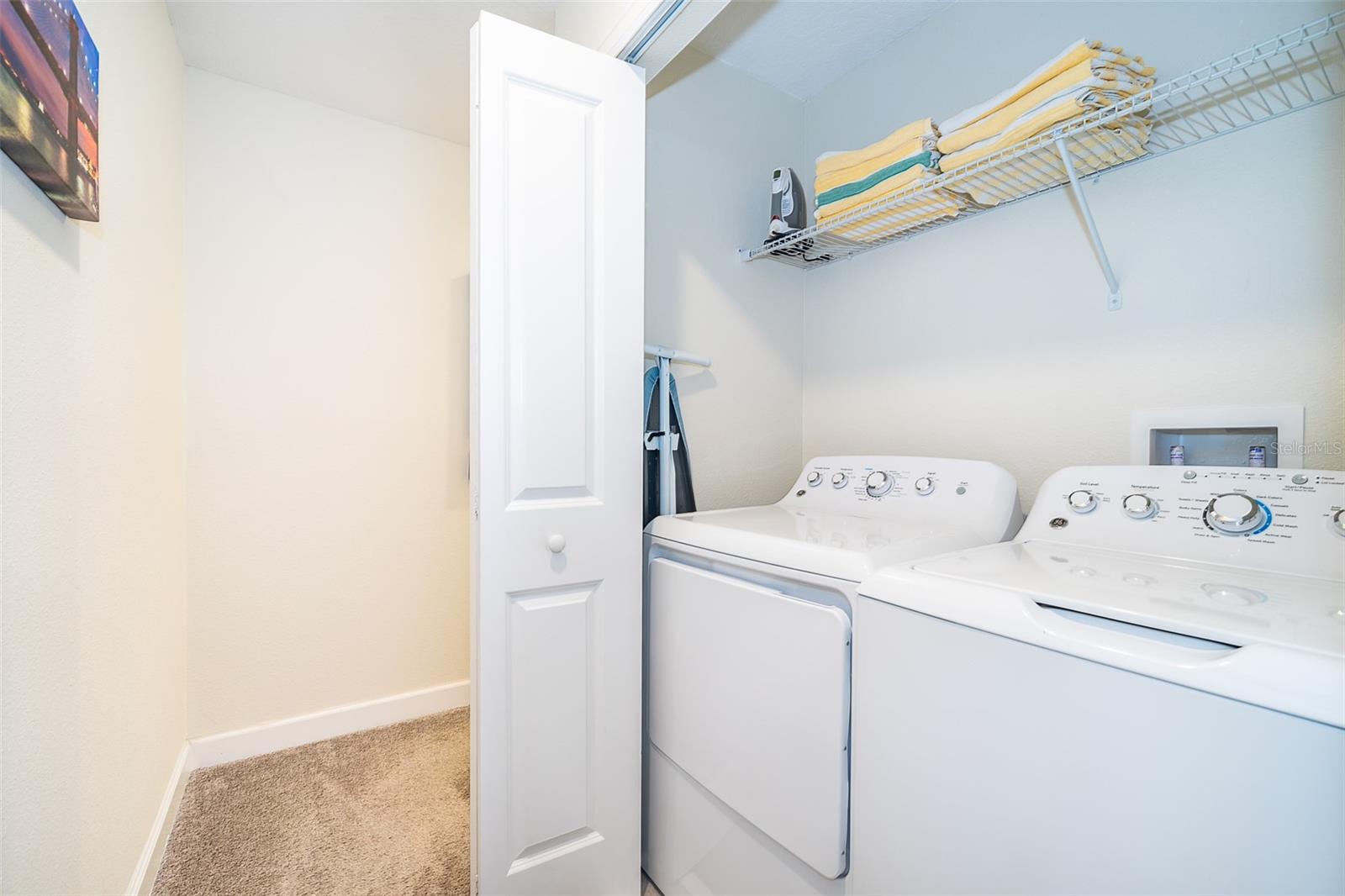 Image 24 of 37 For 4833 Lullaby Lane