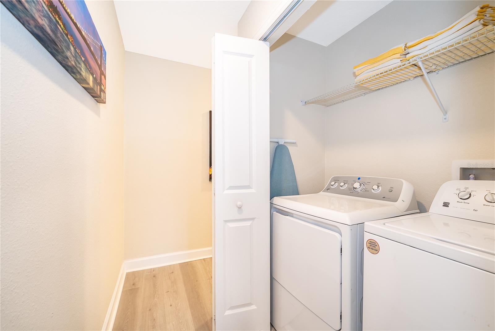 Image 28 of 37 For 4833 Lullaby Lane