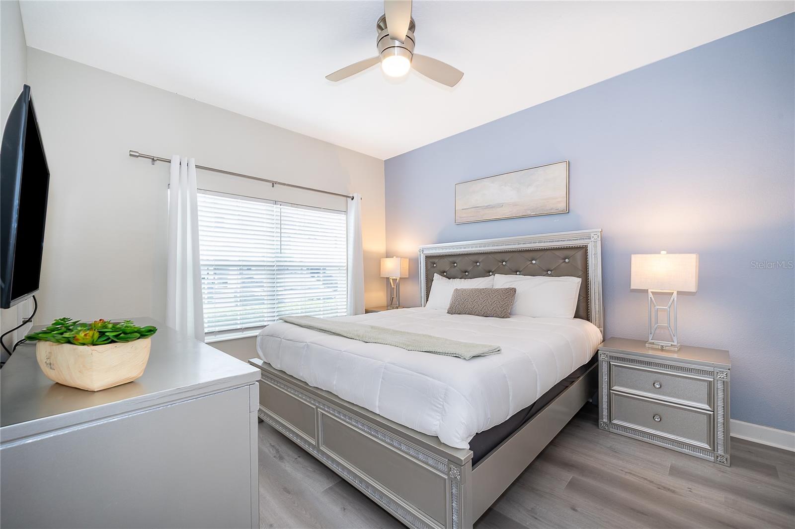 Image 6 of 37 For 4833 Lullaby Lane