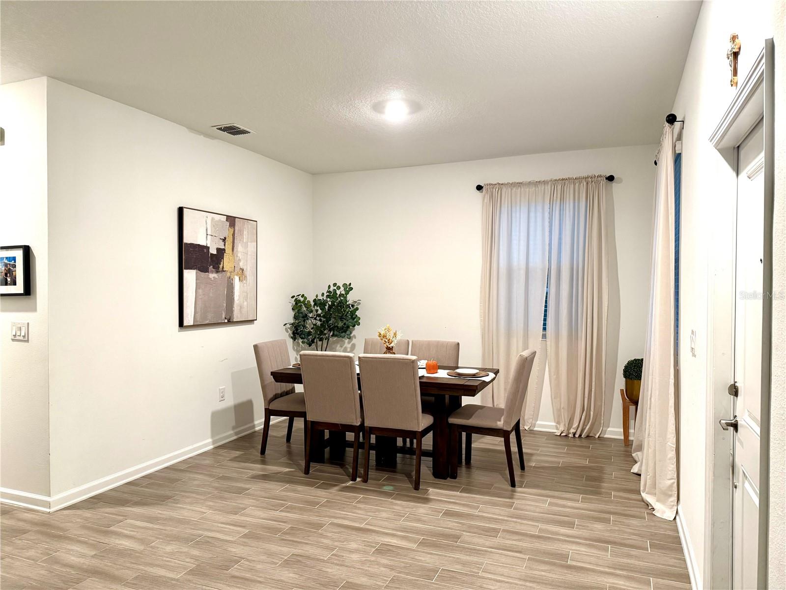 Image 3 of 17 For 1796 Tohoqua Boulevard