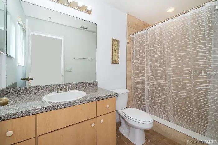 Image 15 of 33 For 1246 Beach Circle