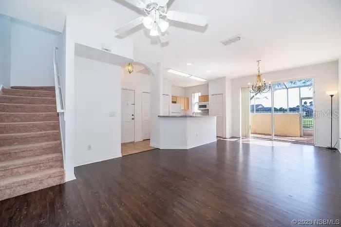 Image 7 of 33 For 1246 Beach Circle