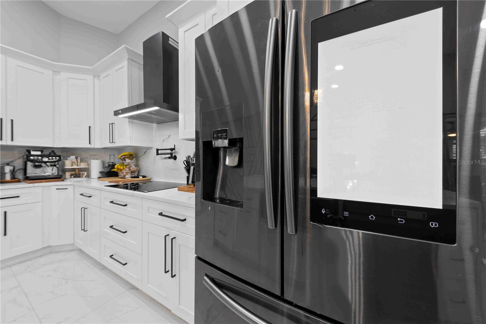 Image 18 of 39 For 416 Becky Street