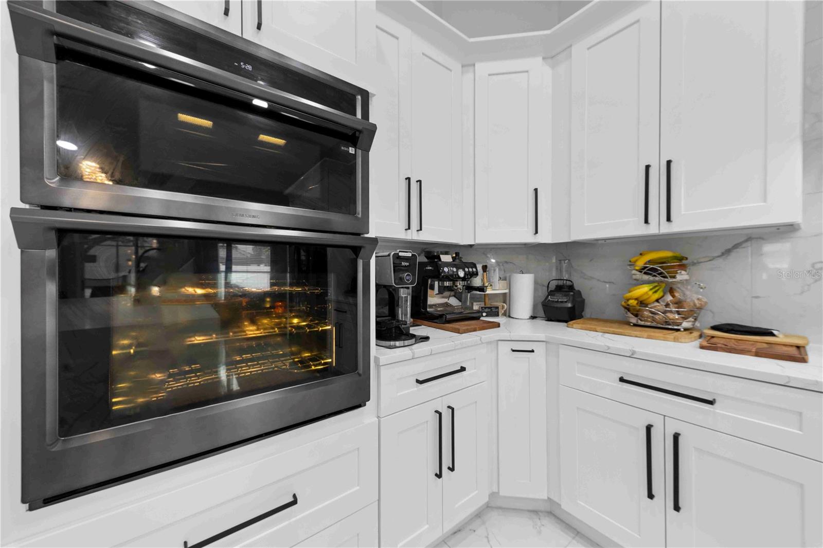 Image 19 of 39 For 416 Becky Street