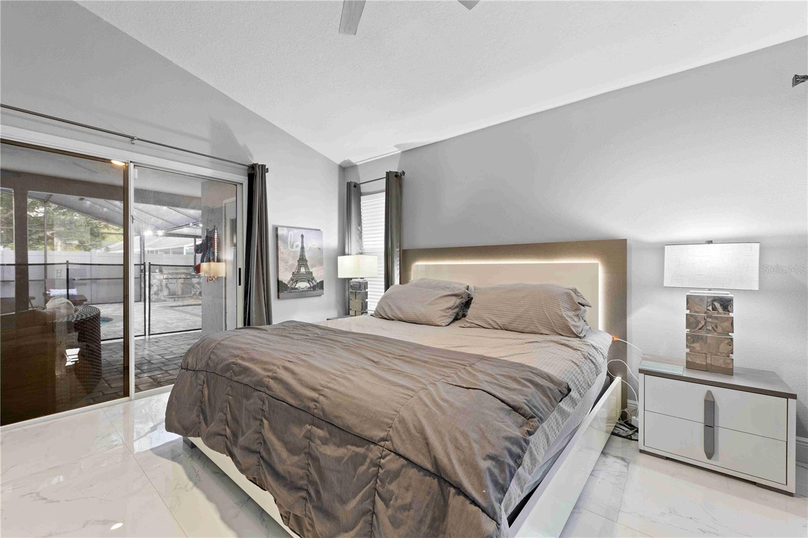 Image 30 of 39 For 416 Becky Street