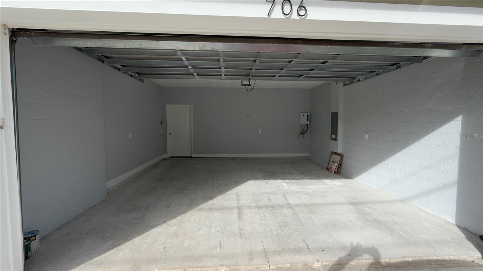 Image 30 of 36 For 706 Thacker  