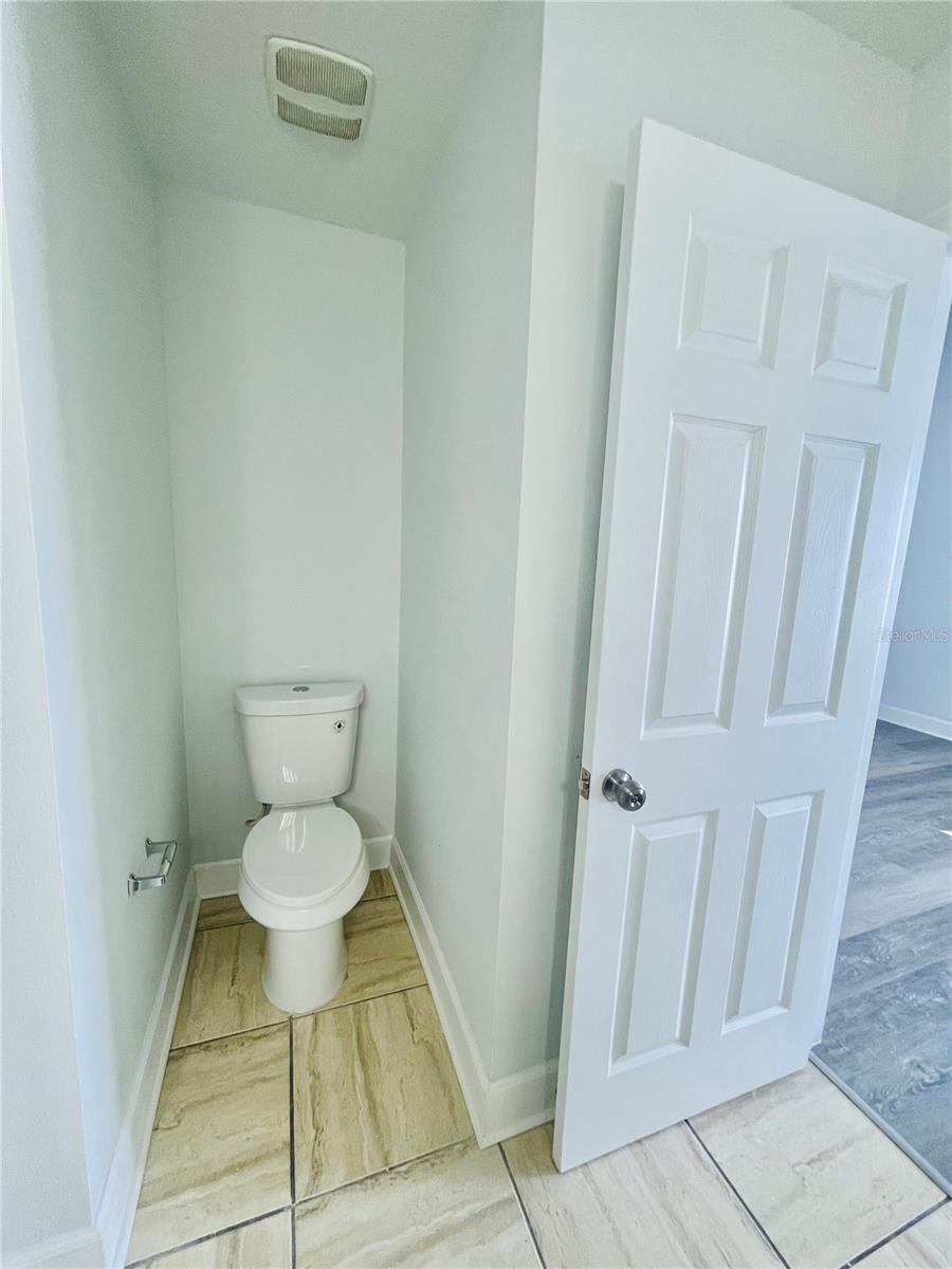 Image 16 of 41 For 2531 Hamlet Lane