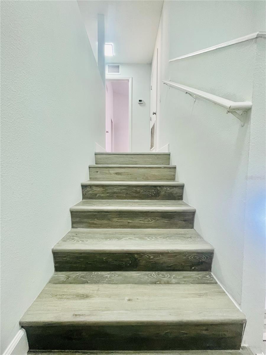 Image 26 of 41 For 2531 Hamlet Lane