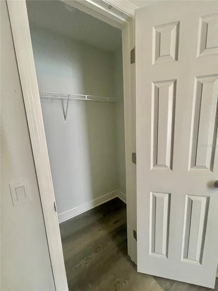 Image 34 of 41 For 2531 Hamlet Lane