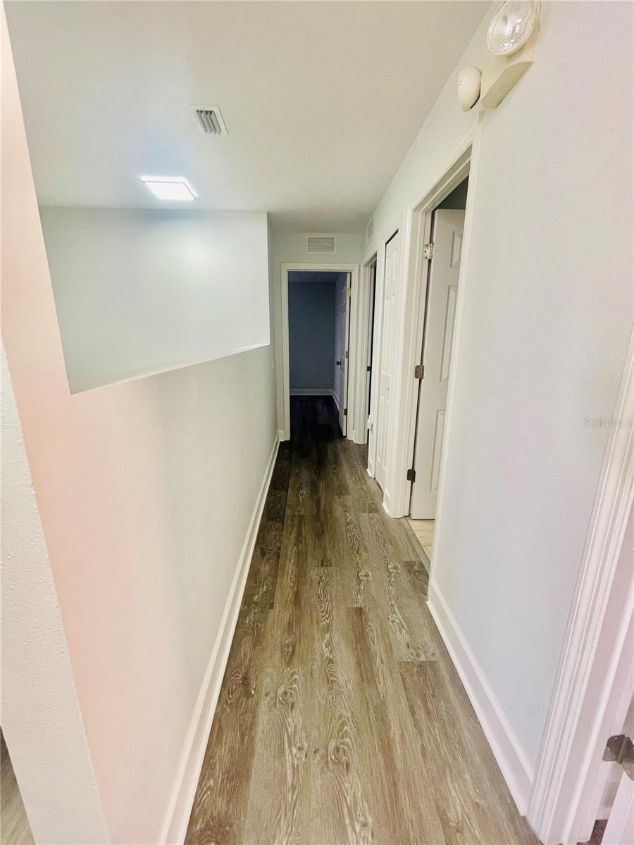 Image 36 of 41 For 2531 Hamlet Lane