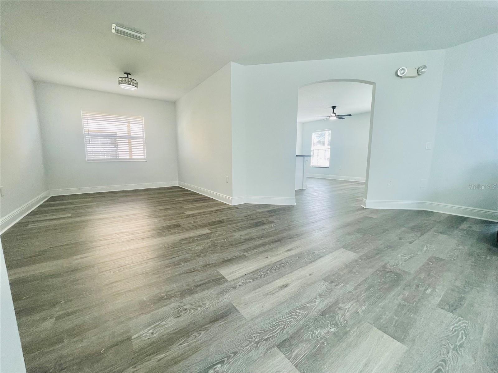 Image 8 of 41 For 2531 Hamlet Lane