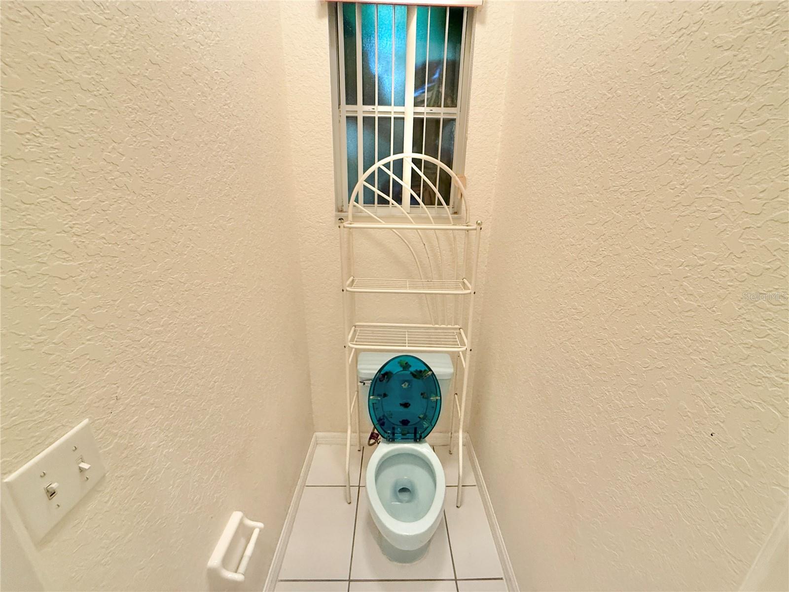 Image 16 of 53 For 5829 Guenevere Court