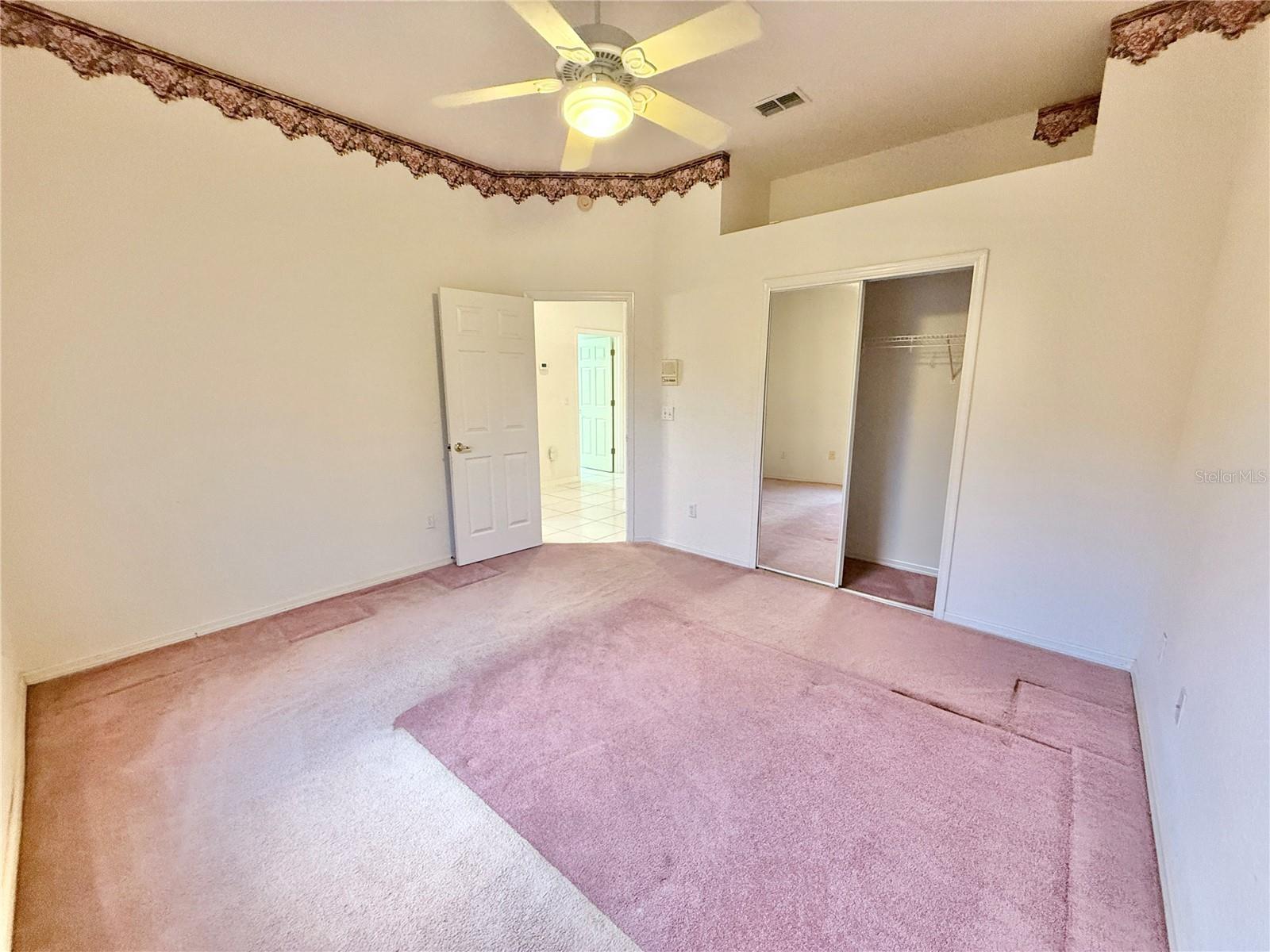 Image 28 of 53 For 5829 Guenevere Court