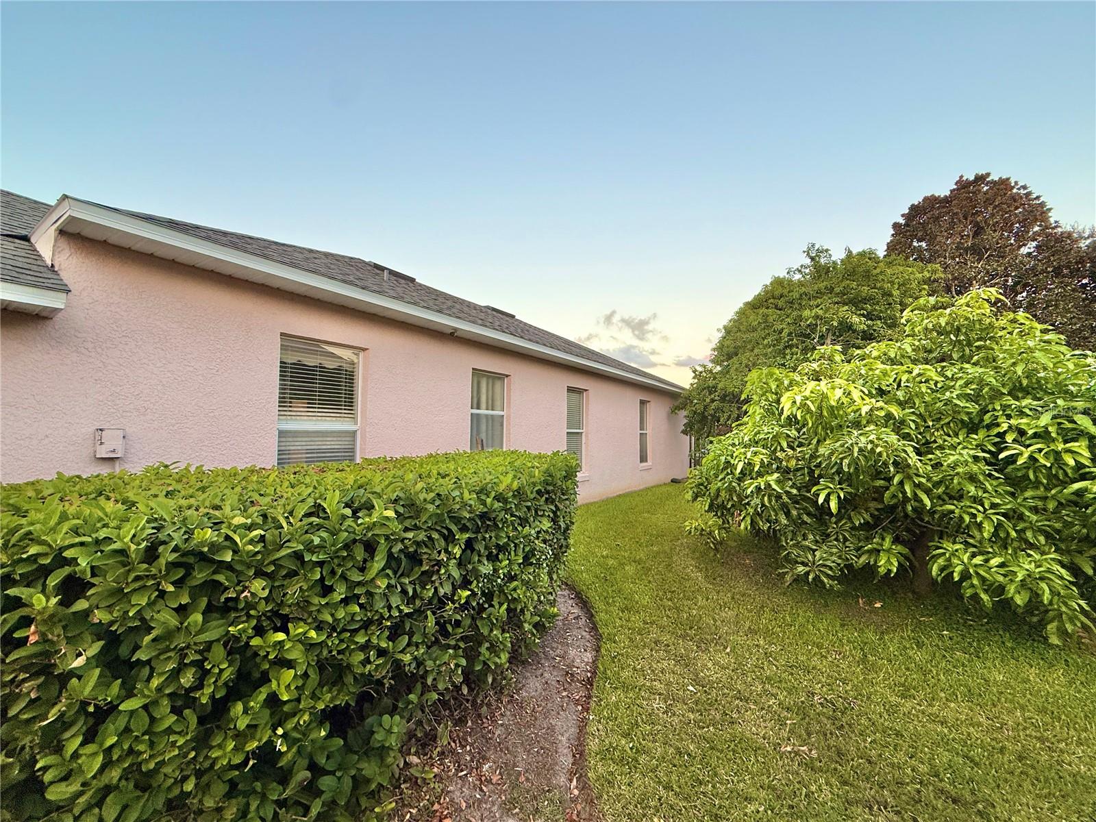 Image 46 of 53 For 5829 Guenevere Court