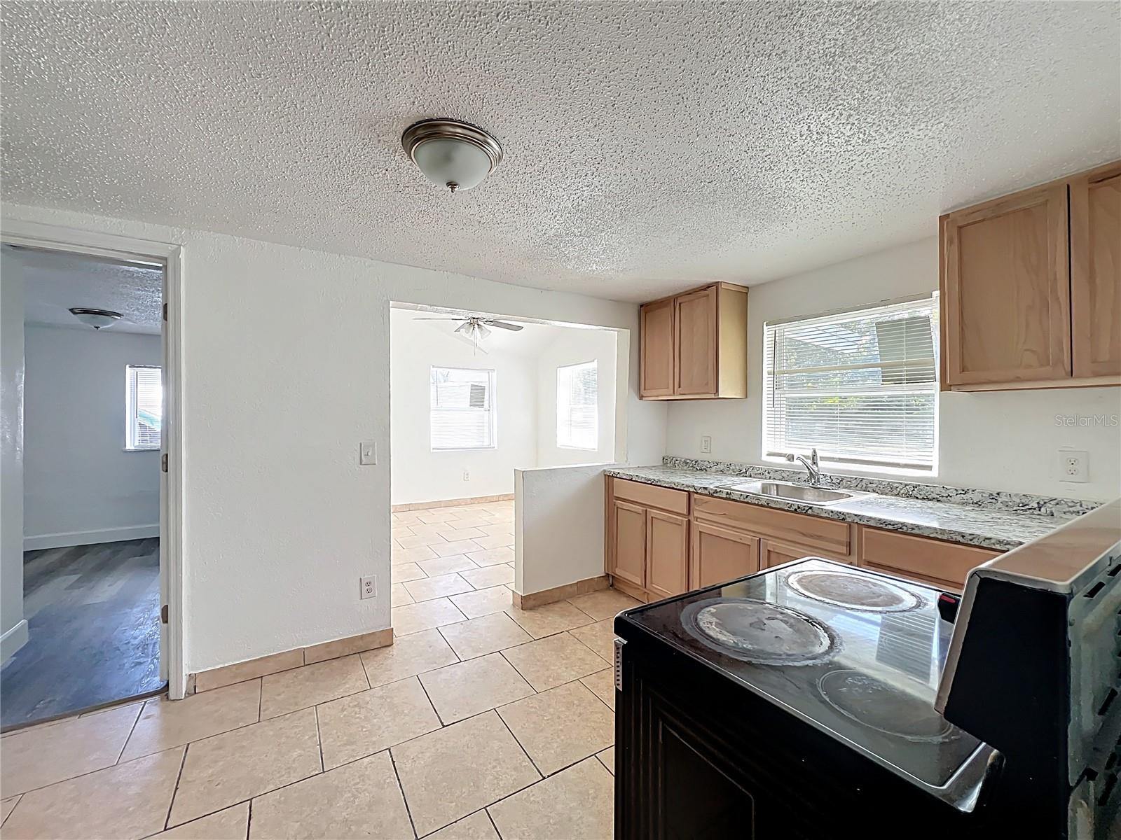 Image 13 of 28 For 1329 30th Street