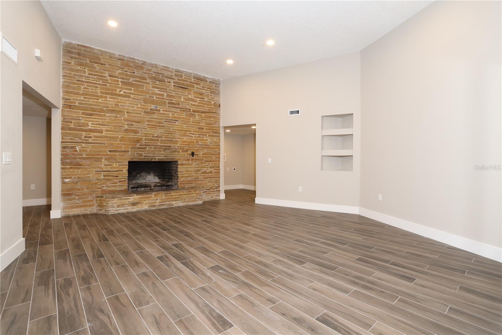 Image 10 of 35 For 3040 Knowles Boulevard